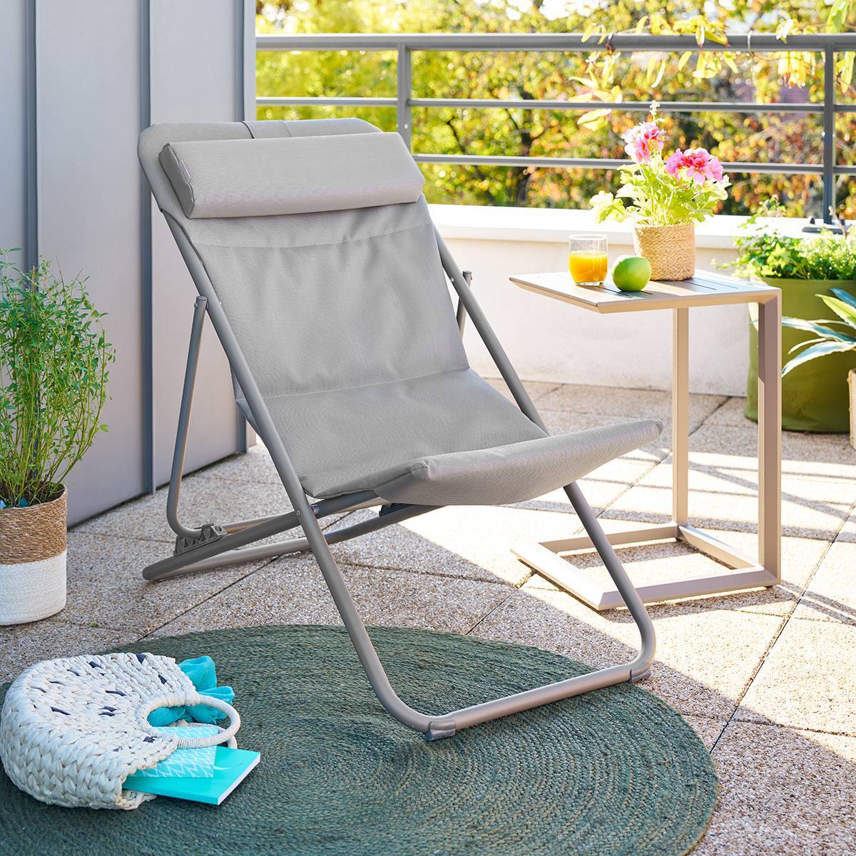 Chilienne de jardin empilable pliable Mirael café Hespéride