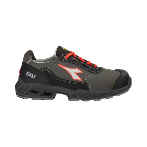 Chaussures de sécurité basses DIADORA SHARK STABLE IMPACT LEATHER S3S Gris / Noir 36 Chaussures de sécurité basses DIADORA SHARK STABLE IMPACT LEATHER S3S Gris / Noir 36