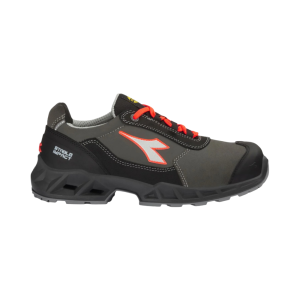 Chaussures de sécurité basses DIADORA SHARK STABLE IMPACT LEATHER S3S Gris / Noir 43 Chaussures de sécurité basses DIADORA SHARK STABLE IMPACT LEATHER S3S Gris / Noir 43
