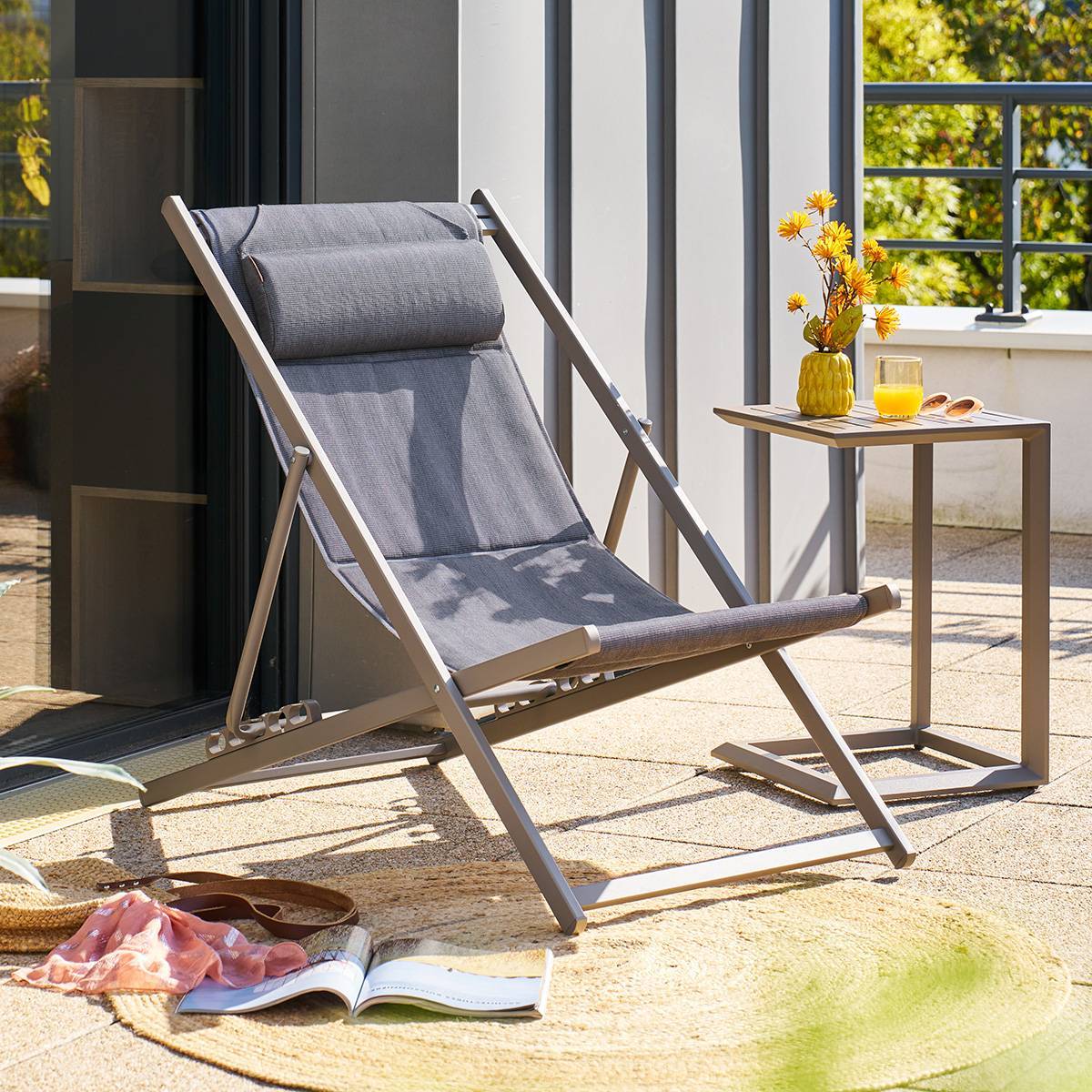 Chilienne de jardin empilable pliable Lunivia café Hespéride